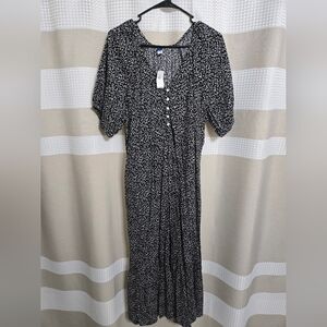 Old Navy Floral Maxi Dress